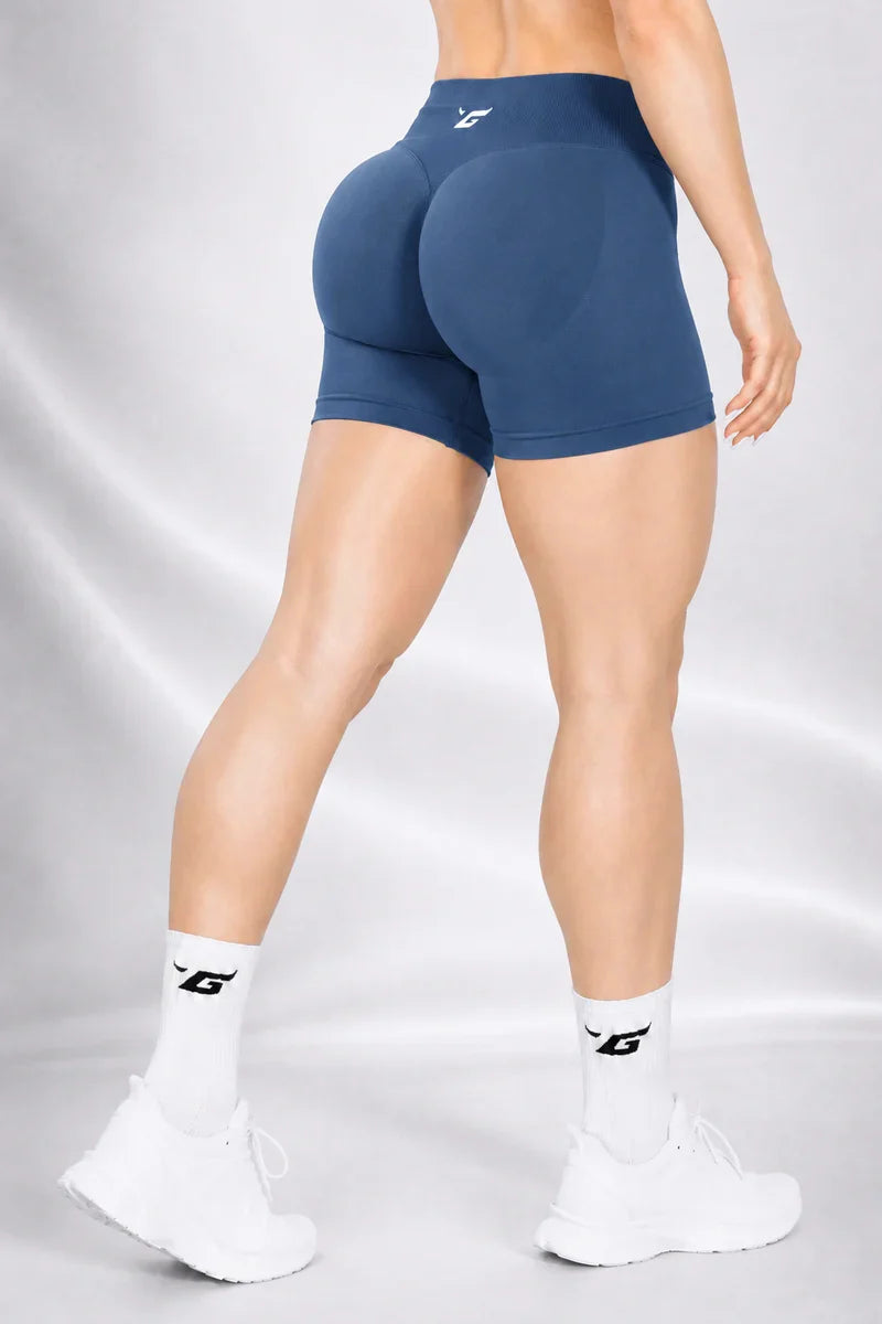 Becoming Seamless Shorts